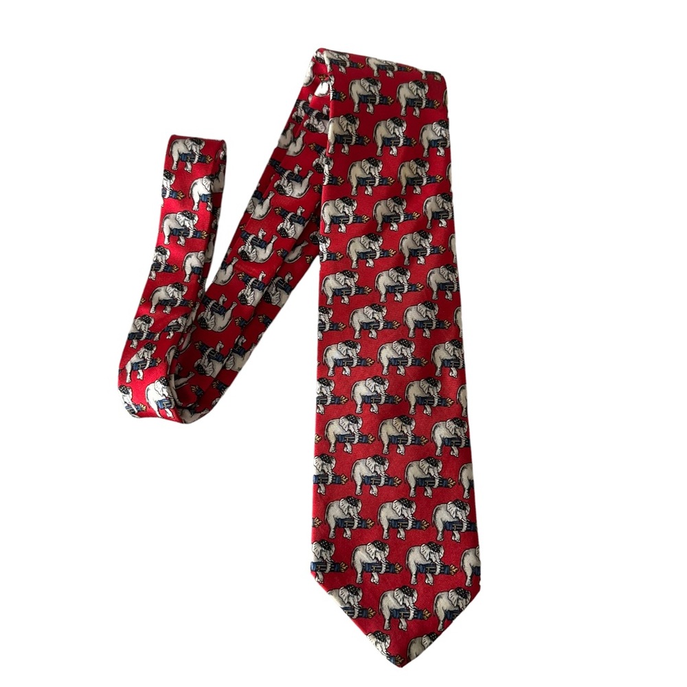 Brooks Brothers Elephant with Golf Clubs Print Necktie‎ Red 100% Silk Men's Tie